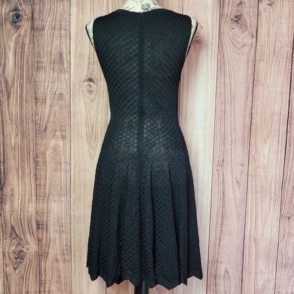 VINTAGE Alaïa Alaia Paris Black Fit and Flare Knit Dress, Sz 40FR / US 8 - Picture 3 of 16